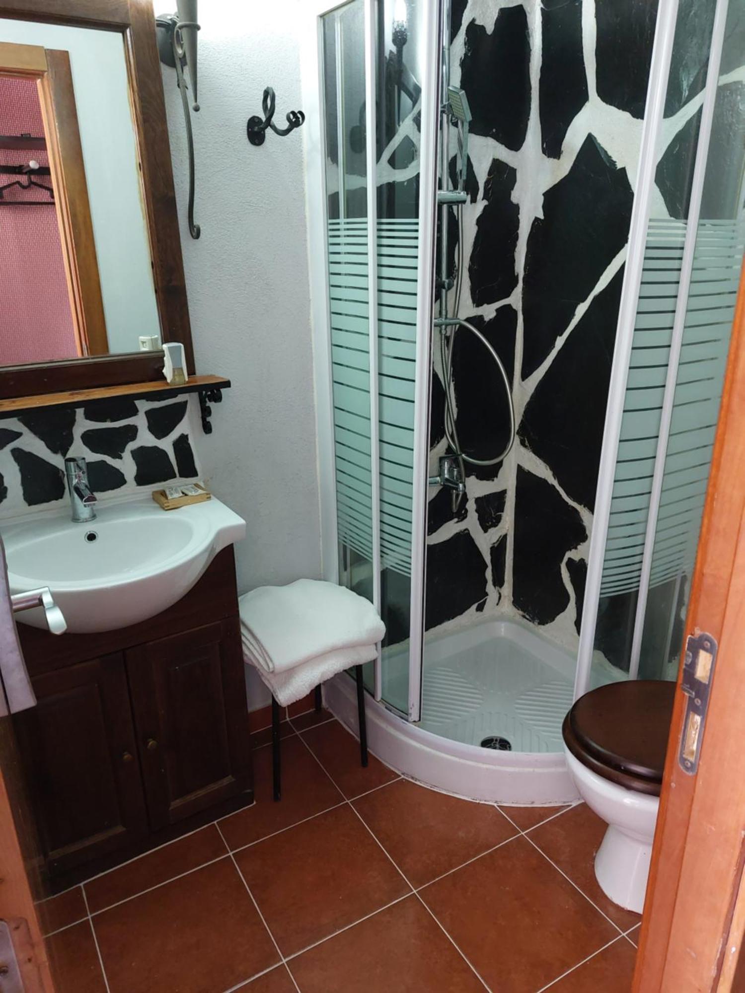 A Casa Da Fonte Hotel Muros Bagian luar foto