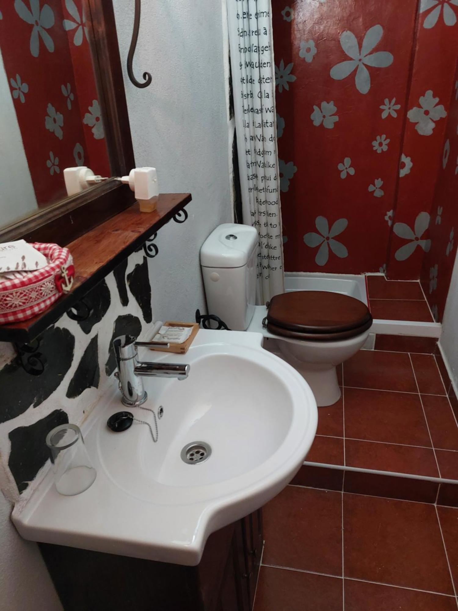 A Casa Da Fonte Hotel Muros Bagian luar foto